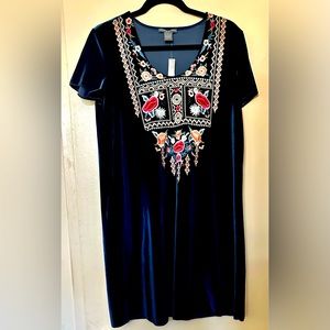 Chelsea & Theodore Navy Blue Embroidered Dress Size S NWT